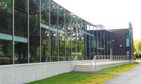 Ellis Library & Reference Center