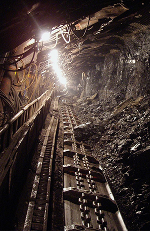 Image of a mine underground